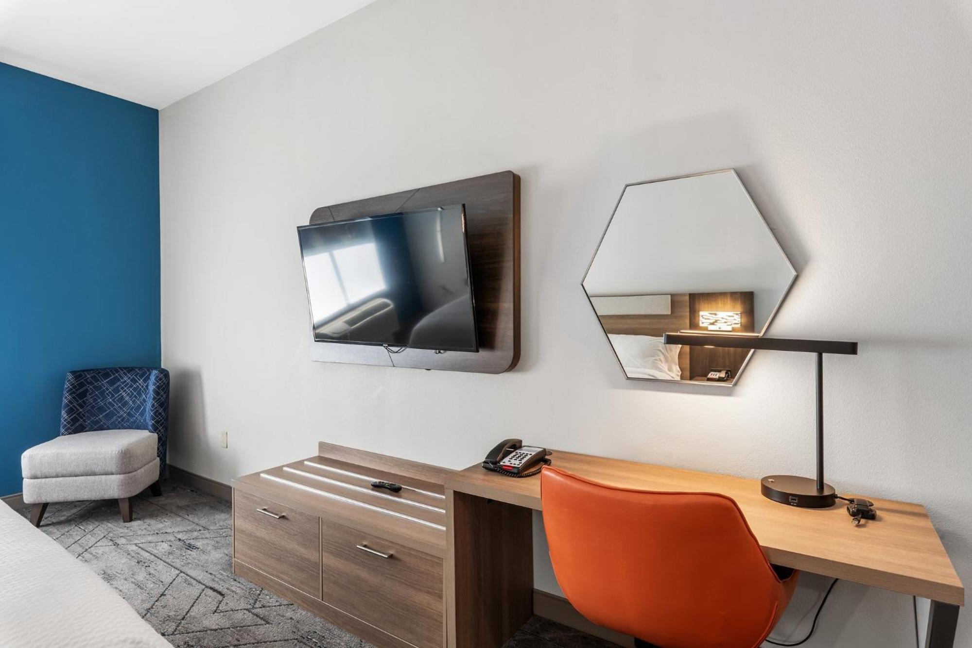 Holiday Inn Express & Suites Maumelle By Ihg Exterior foto